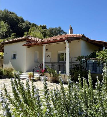 Fanari House | Villa Lazaros