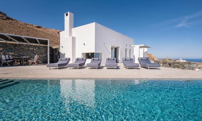 Syros Villa | VILLA NITES