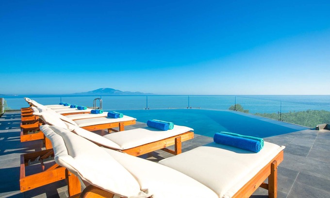 Neromilos Villa | Villa Porto Dermata by Villa Plus