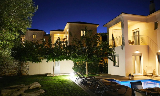 Makriotika Villa | We welcome you to Amarianos Villas!