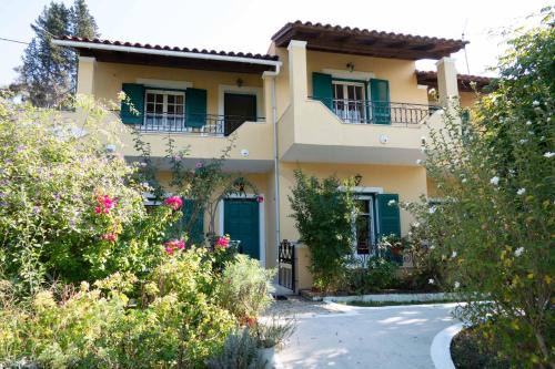 Termenades House | Yiannis Apartments Agios Georgios Pagoi Corfu