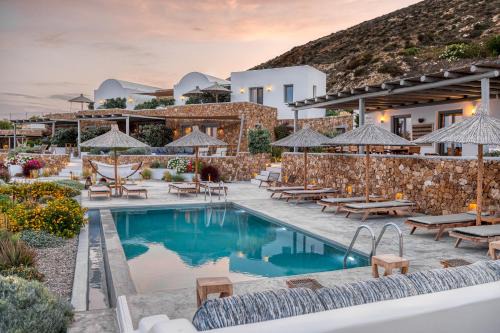 Anafi Hotel | YPSELI Anafi's hive