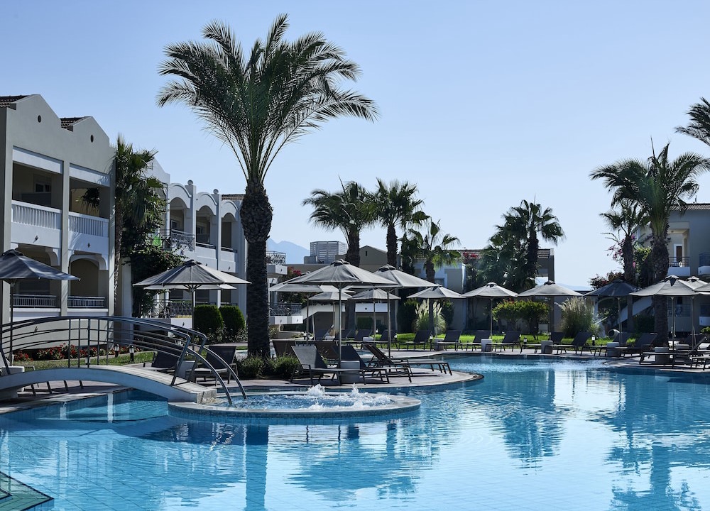 Lambi Hotel | Pelagos Suites Hotel & Spa