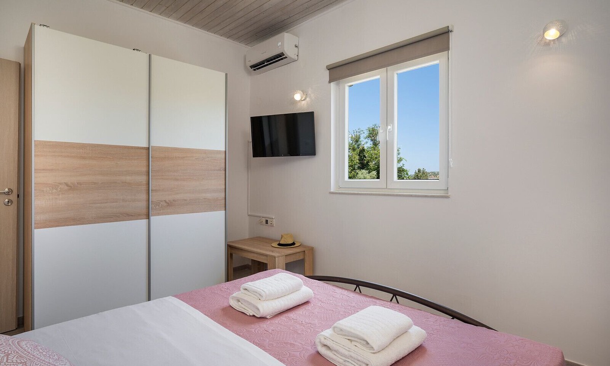 Sirili House | B&M Villa Sirili