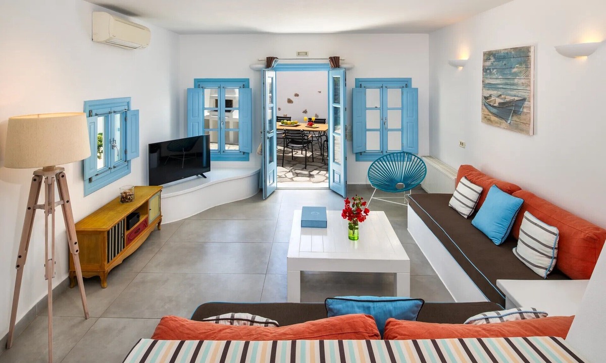 Kamari Hotel | Anema Boutique Hotel & Villas Santorini