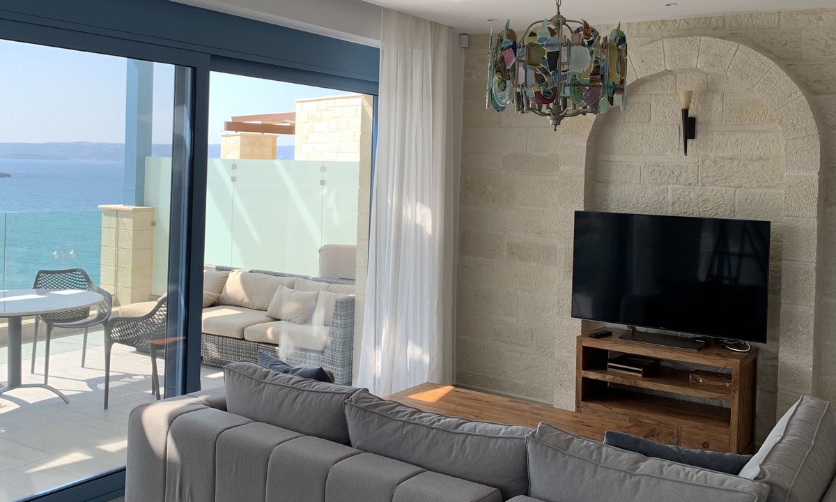 Plaka Villa | Eco Life Stone Villa