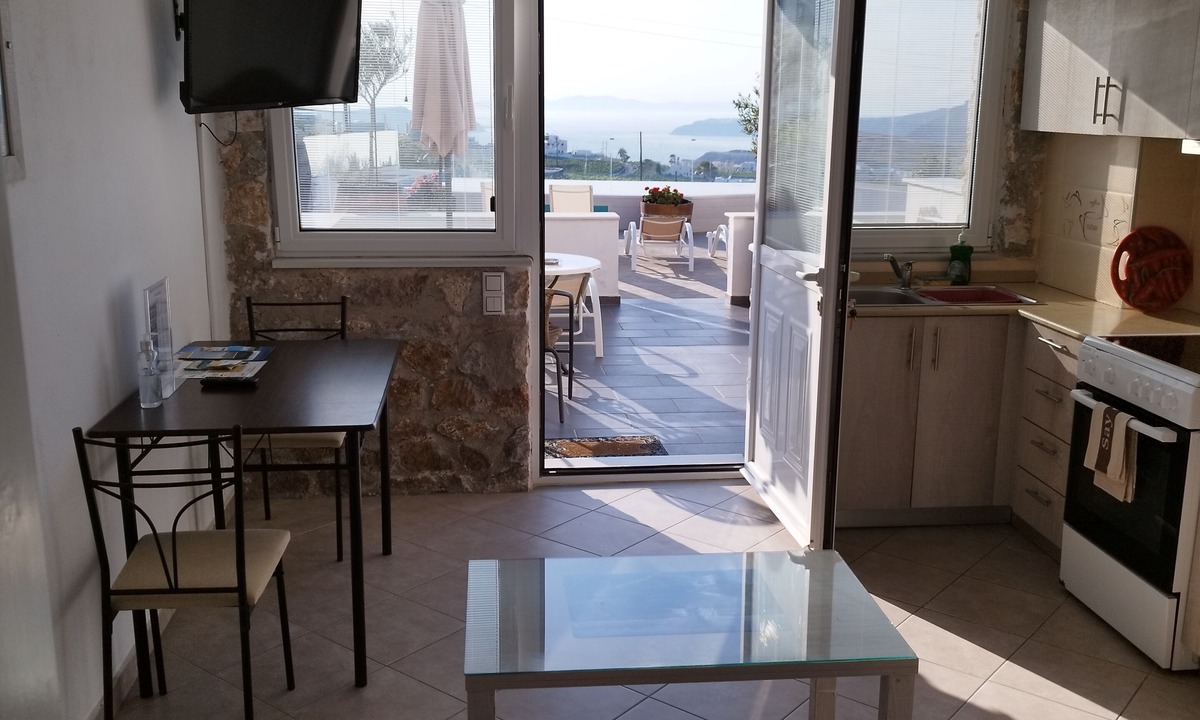 Pyrgos House | Aroma Cavas