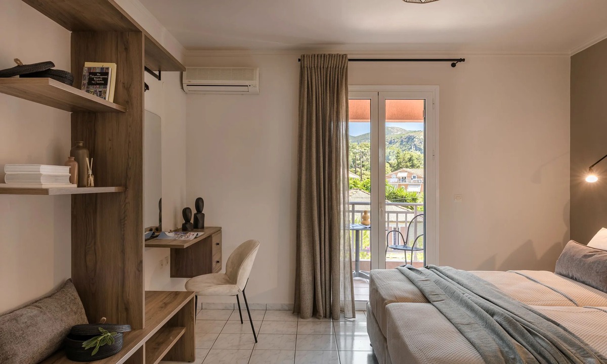 Kateleios House | Rosilion Studios & Apartments