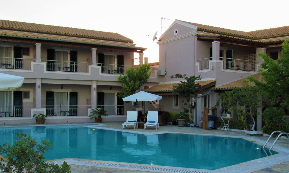 Kavos House | Toni's Guesthouse