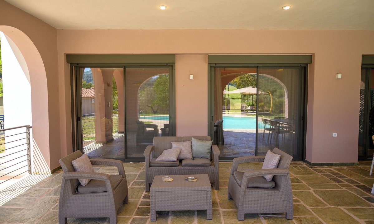 Archea Pissa Villa | Antinea Olympian Villa