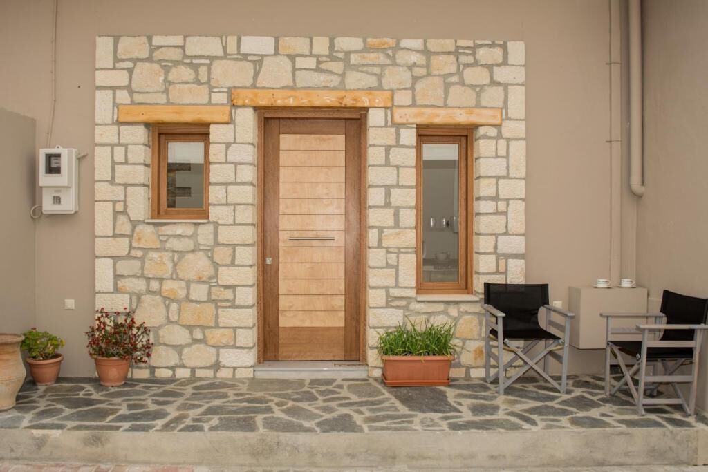 Tourloti Apartment | The Mountain House| Authentic Cretan Hideaway| Breathtaking & Nature Views