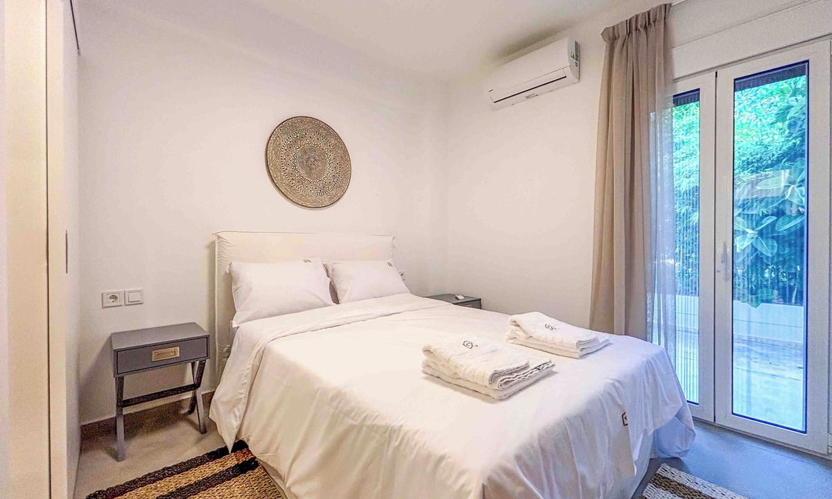 Glyfada Apartment | Elegant Flat in the Center of Glyfada