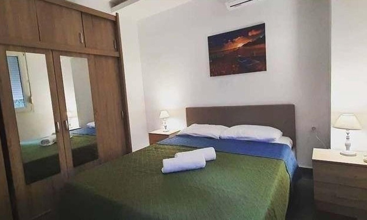 Petaloudes Apartment | Calyspo Charming 1-bedroom apartment with WiFi, AC in gorgeous Rodos