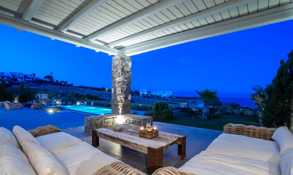 Chrissi Akti Villa | Aelia Paros Villas
