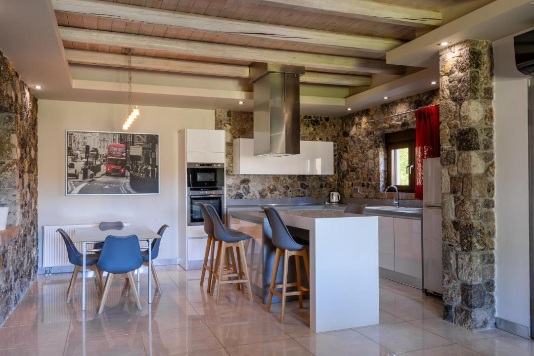 Almiros Beach Villa | Villa Afroditi by Bostonia Village