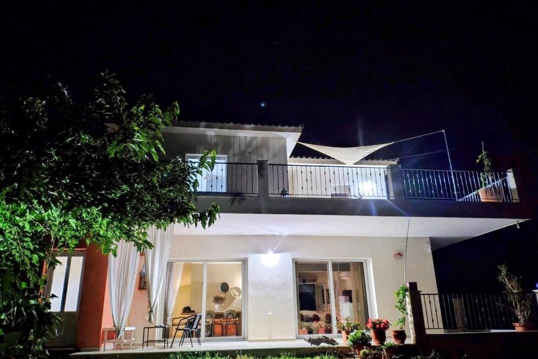 Amarinthos Villa | Horizon House, with Olive Grove and a small Vineyard