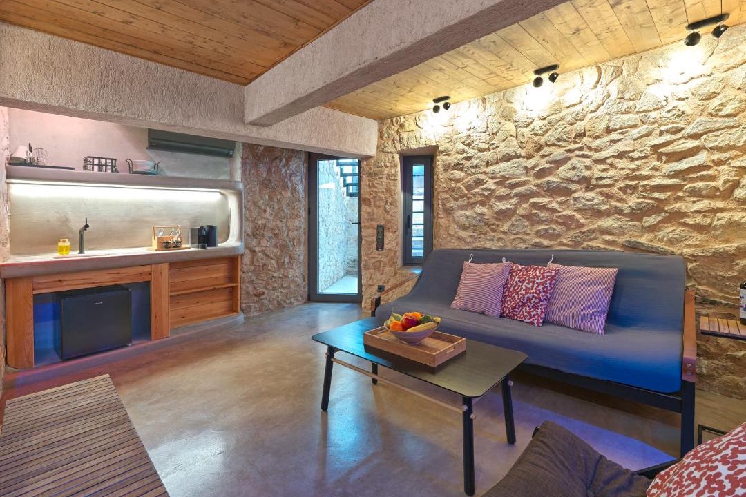 Piraeus House | Sea View Garden Suites