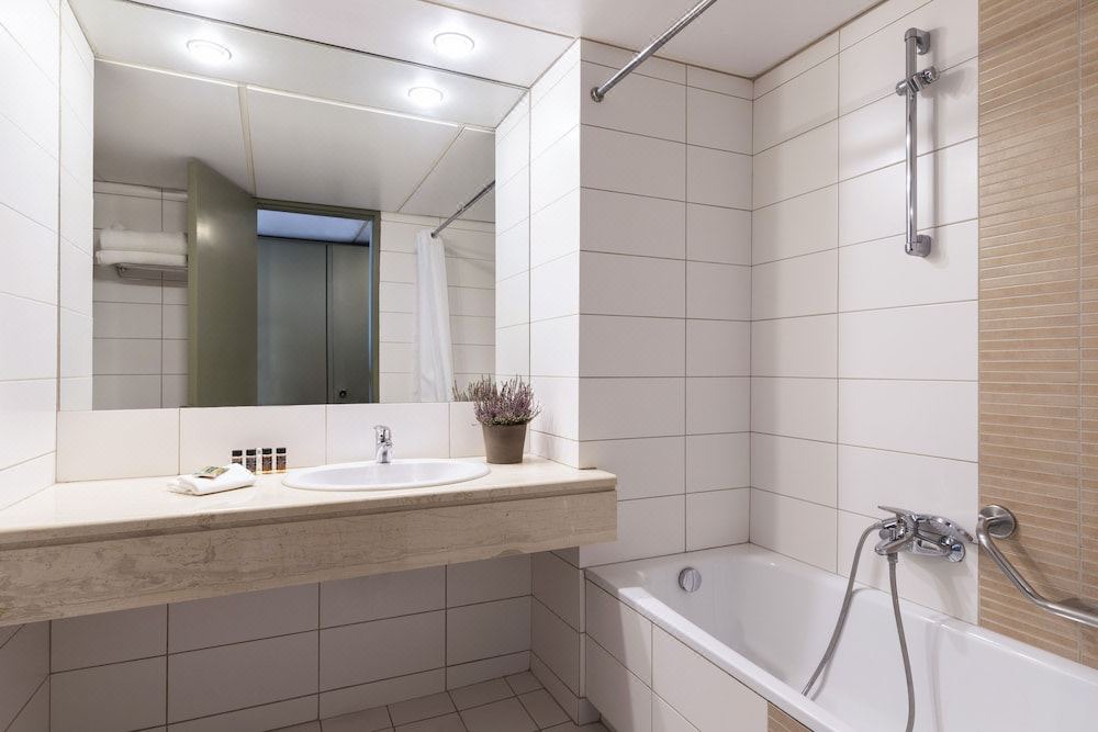 Photo of Bathroom in Delfoi