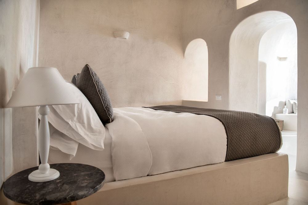 Photo of Bedroom in Fira