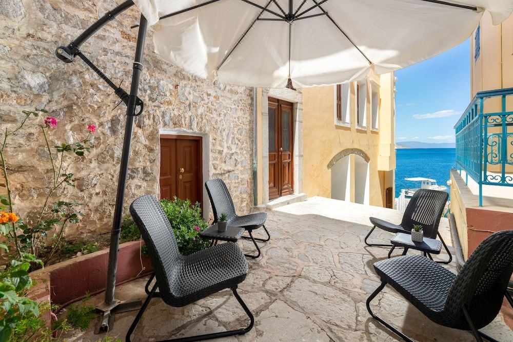 Photo of Patio Balcony in Symi
