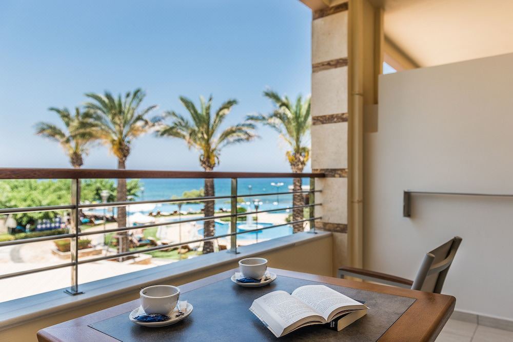 Photo of Patio Balcony in Kato Stalos