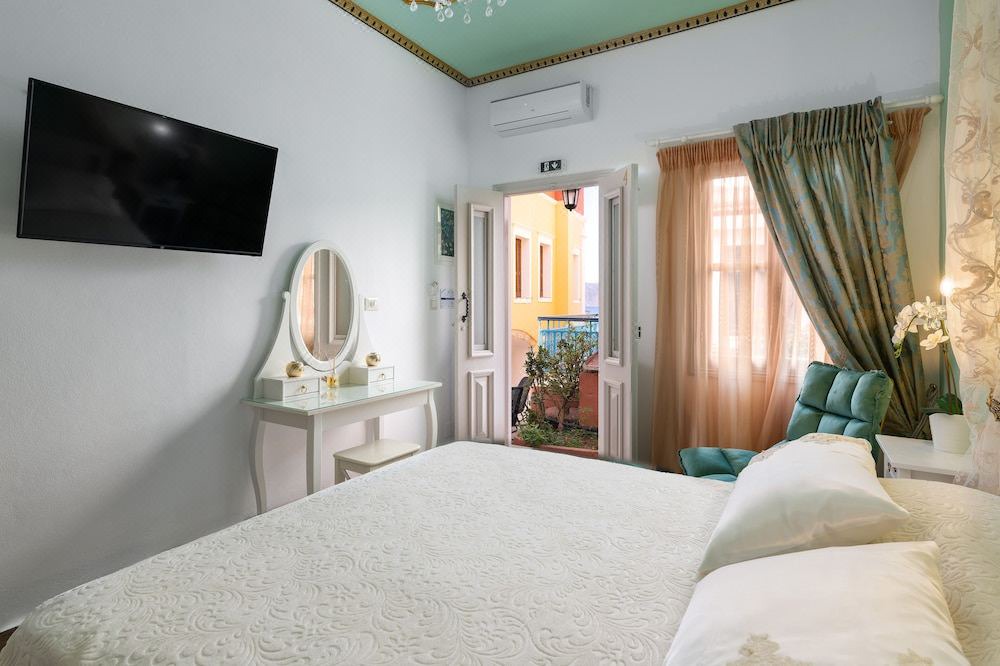Photo of Bedroom in Symi