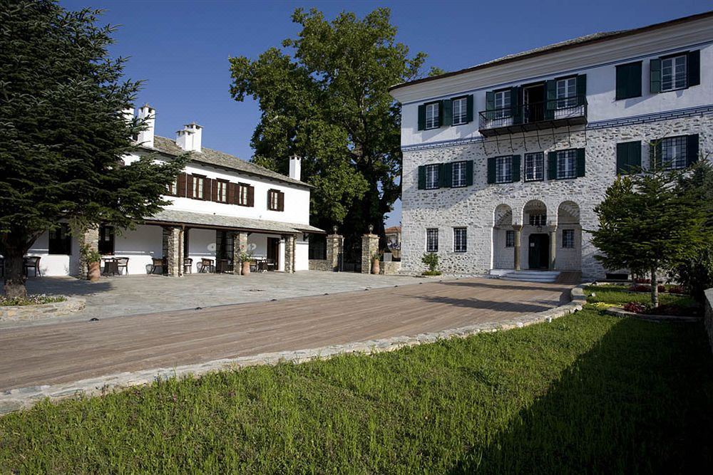 Photo of Buildings in Portaria