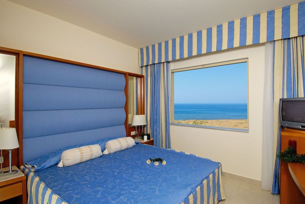 Photo of Bedroom in Kato Stalos
