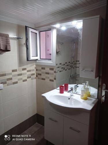 Photo of Bathroom in Karavomylos