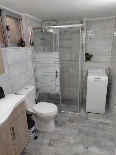 Photo of Bathroom in Aigio