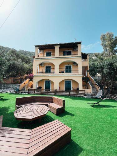 Photo of Others in Katavolos