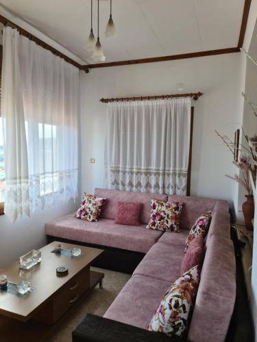 Photo of Livingroom in Votsi
