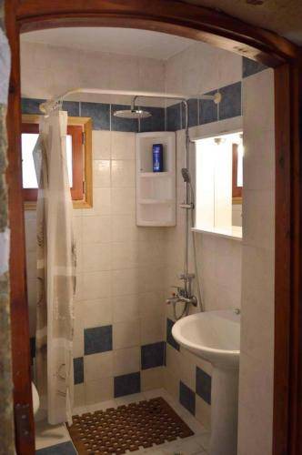 Photo of Bathroom in Vamos