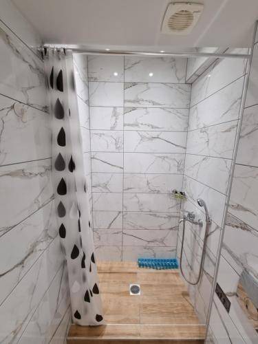 Photo of Bathroom in Katerini
