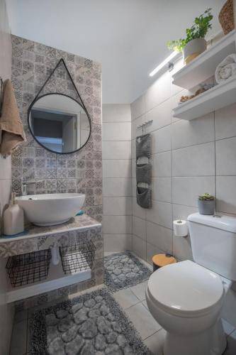 Photo of Bathroom in Paradisi
