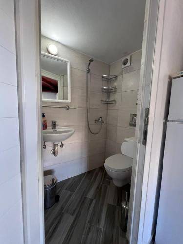 Photo of Bathroom in Platis Gialos