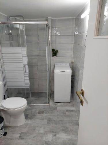 Photo of Bathroom in Aigio