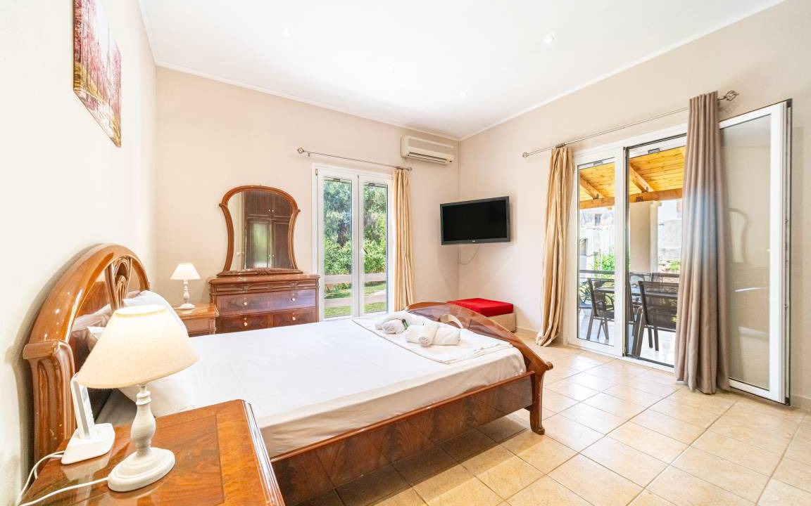 Photo of Bedroom in Chlomatiana