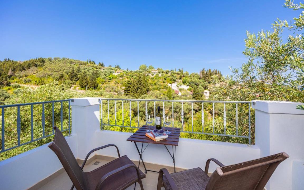 Photo of Patio Balcony in Longos