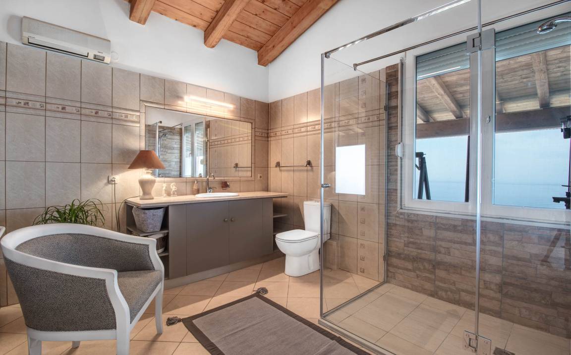 Photo of Bathroom in Sinarades