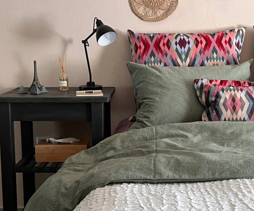 Photo of Bedroom in Drama