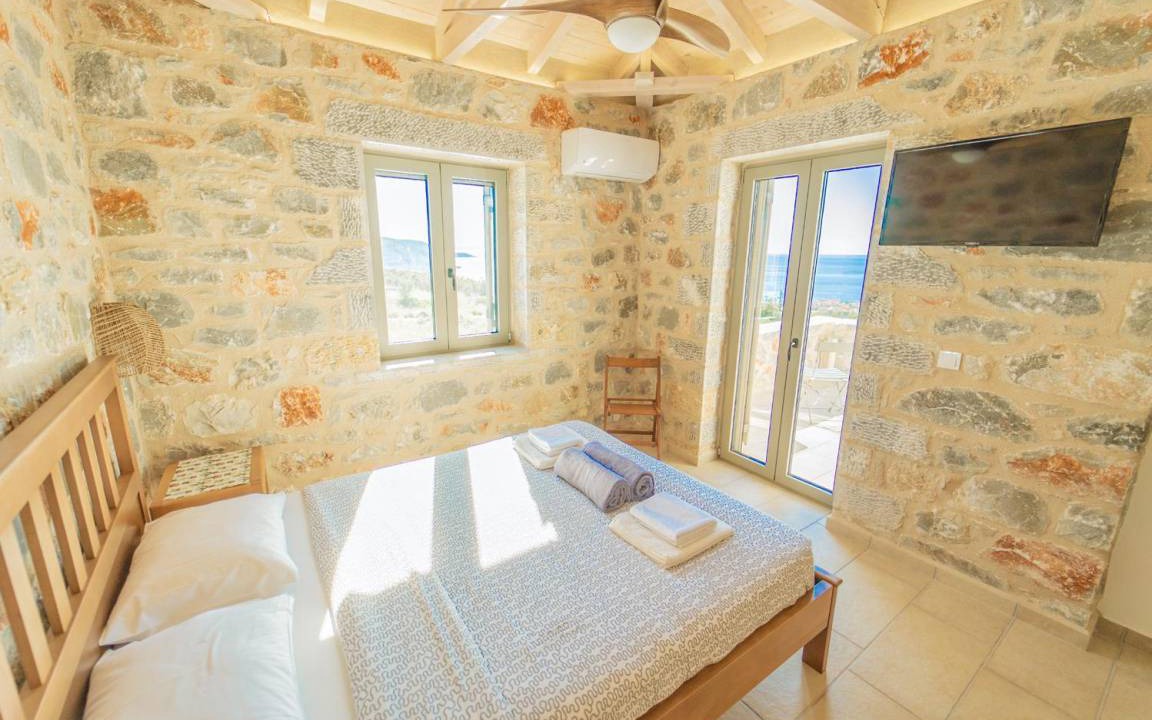 Photo of Bedroom in Lefktron