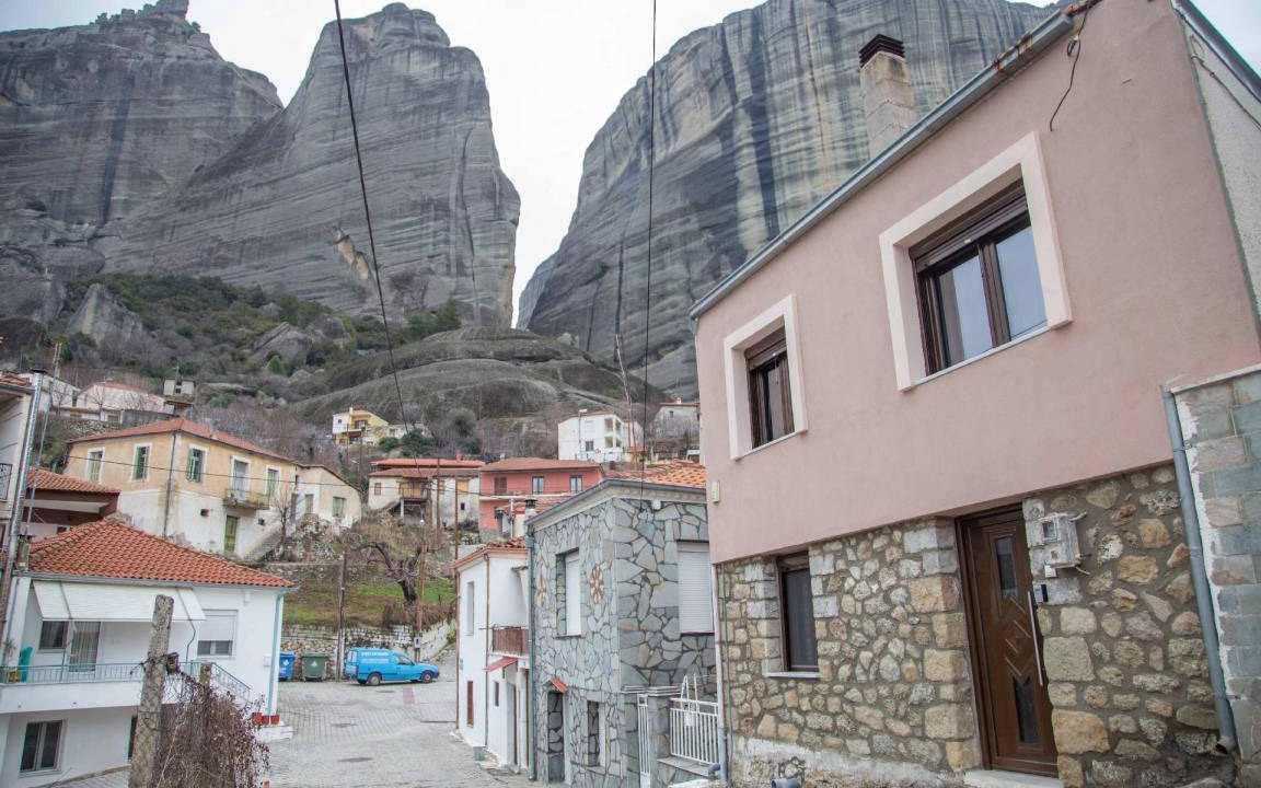 Photo of Buildings in Kalambaka