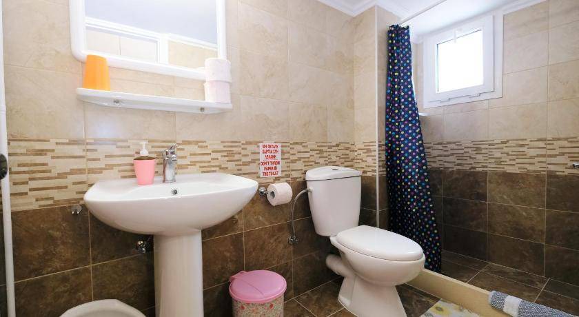 Photo of Bathroom in Myrina