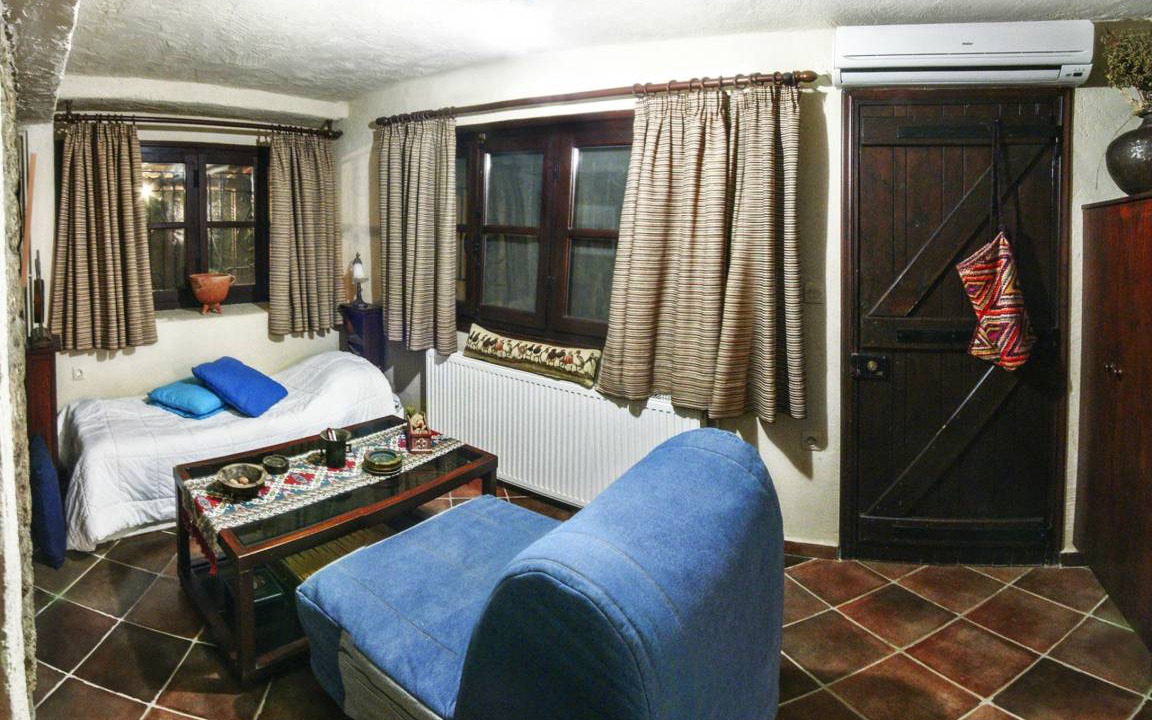Photo of Bedroom in Paralia Porovitsis