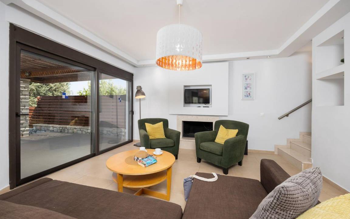 Photo of Livingroom in Lahania