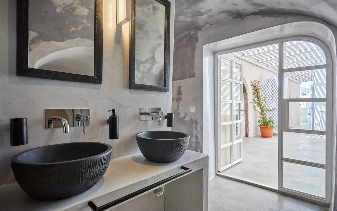 Photo of Bathroom in Oia