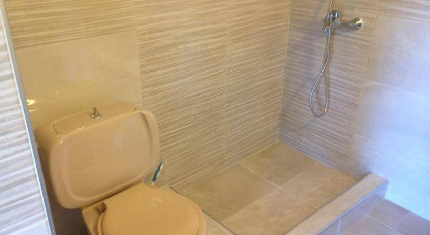 Photo of Bathroom in Igoumenitsa