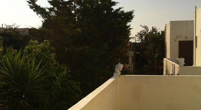 Photo of Others in Milos