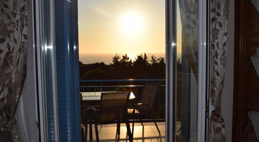 Photo of Patio Balcony in Markoulata